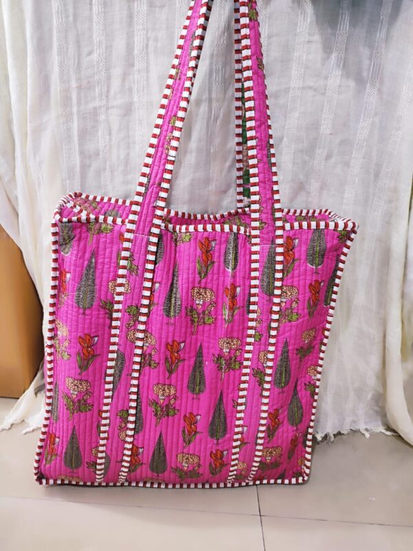 Jaipuri Print Cotton Quilted Tote Bag With Zip