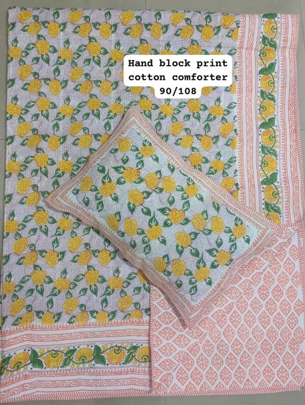 Block Print Comforter With 2 Pillows