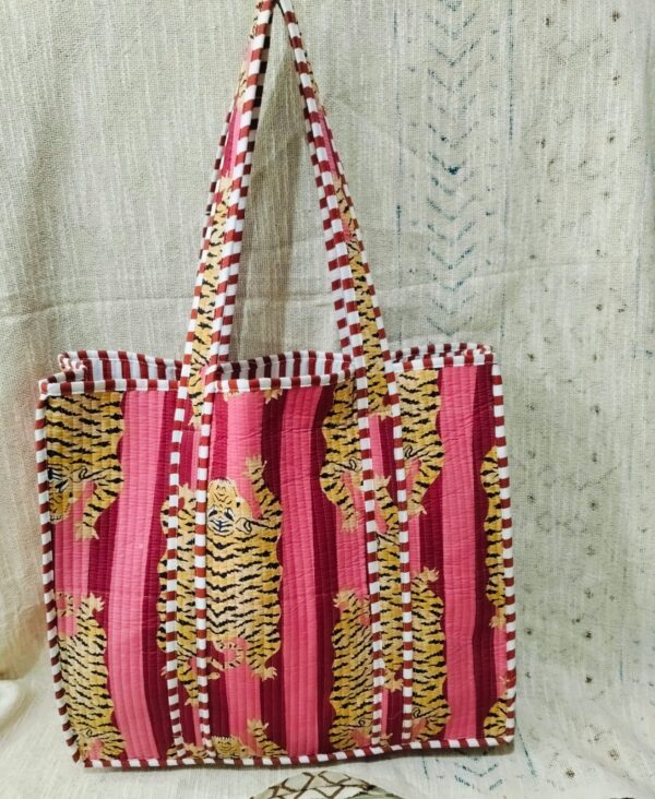 Jaipuri Print Cotton Quilted Tote Bag With Zip