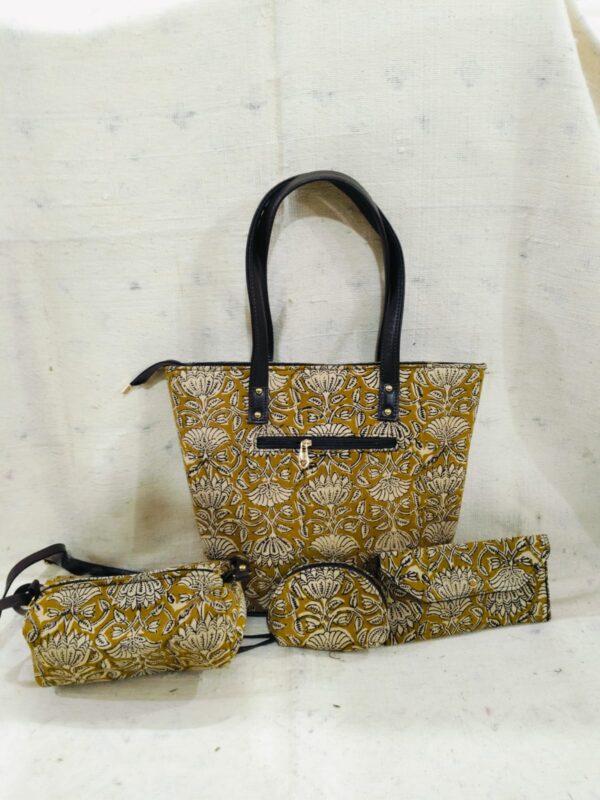 Jaipuri Printed Cotton 4pes Bag Set