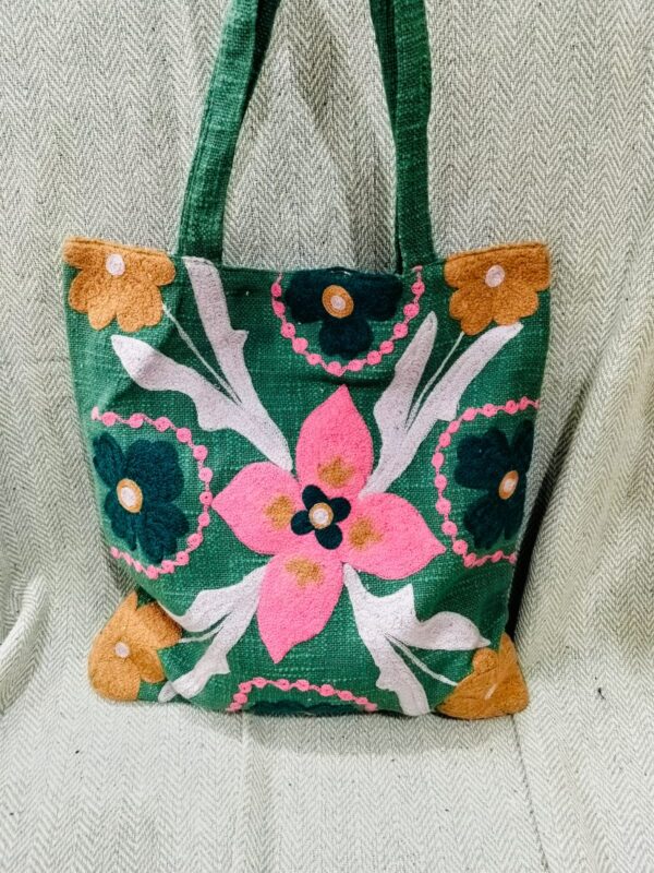 Suzani Tnt tote Bag