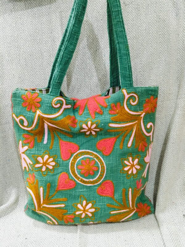 Suzani Tnt tote Bag