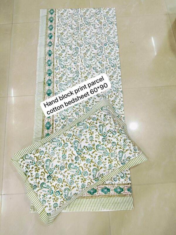 Block Print Percale Bed Sheet With 2 Pillows