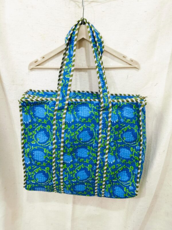 Jaipuri Print Cotton Quilted Tote Bag With Zip