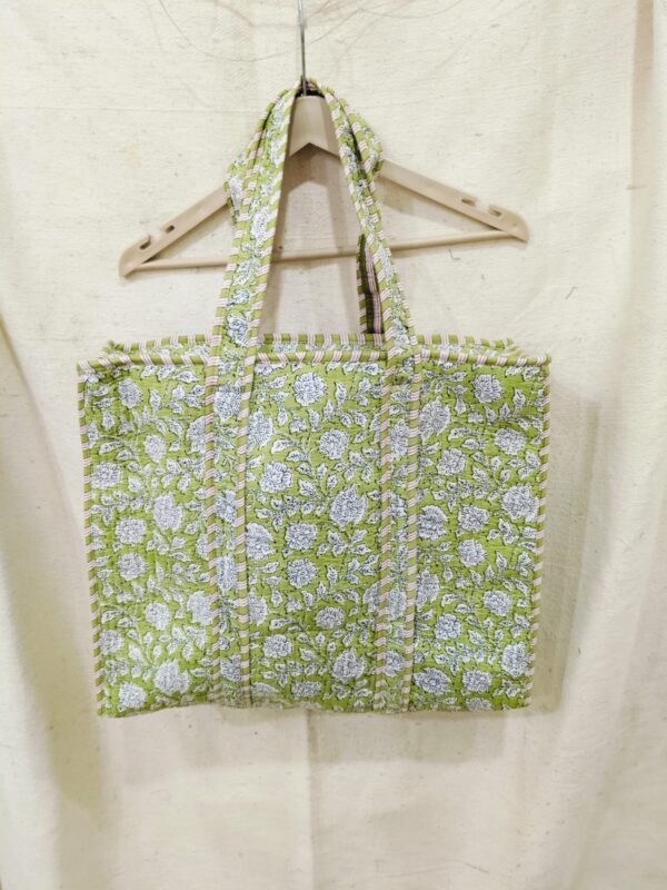 Jaipuri Print Cotton Quilted Tote Bag With Zip