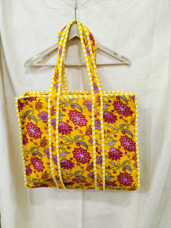 Jaipuri Print Cotton Quilted Tote Bag With Zip