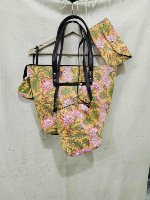 Jaipuri Printed Cotton 4pes Bag Set